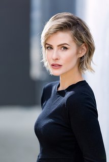 Linsey Godfrey