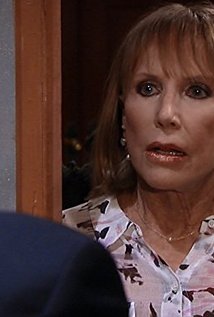 Leslie Charleson